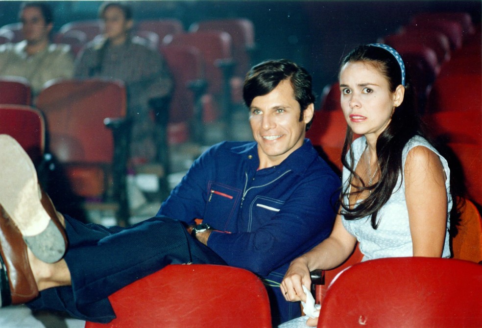 Edson Celulari e Giulia Gam no episódio 'Lisbela e o Prisioneiro' de Caso Especial, 1993 — Foto: Acervo/Globo